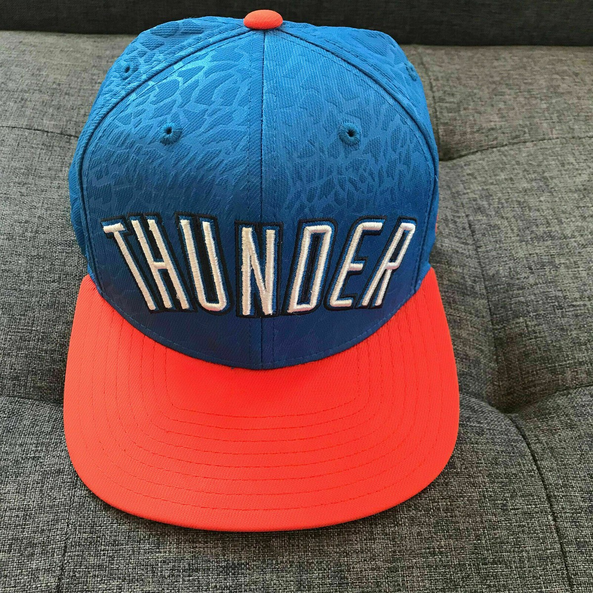 Oklahoma City Thunder ADIDAS NBA hat snapback