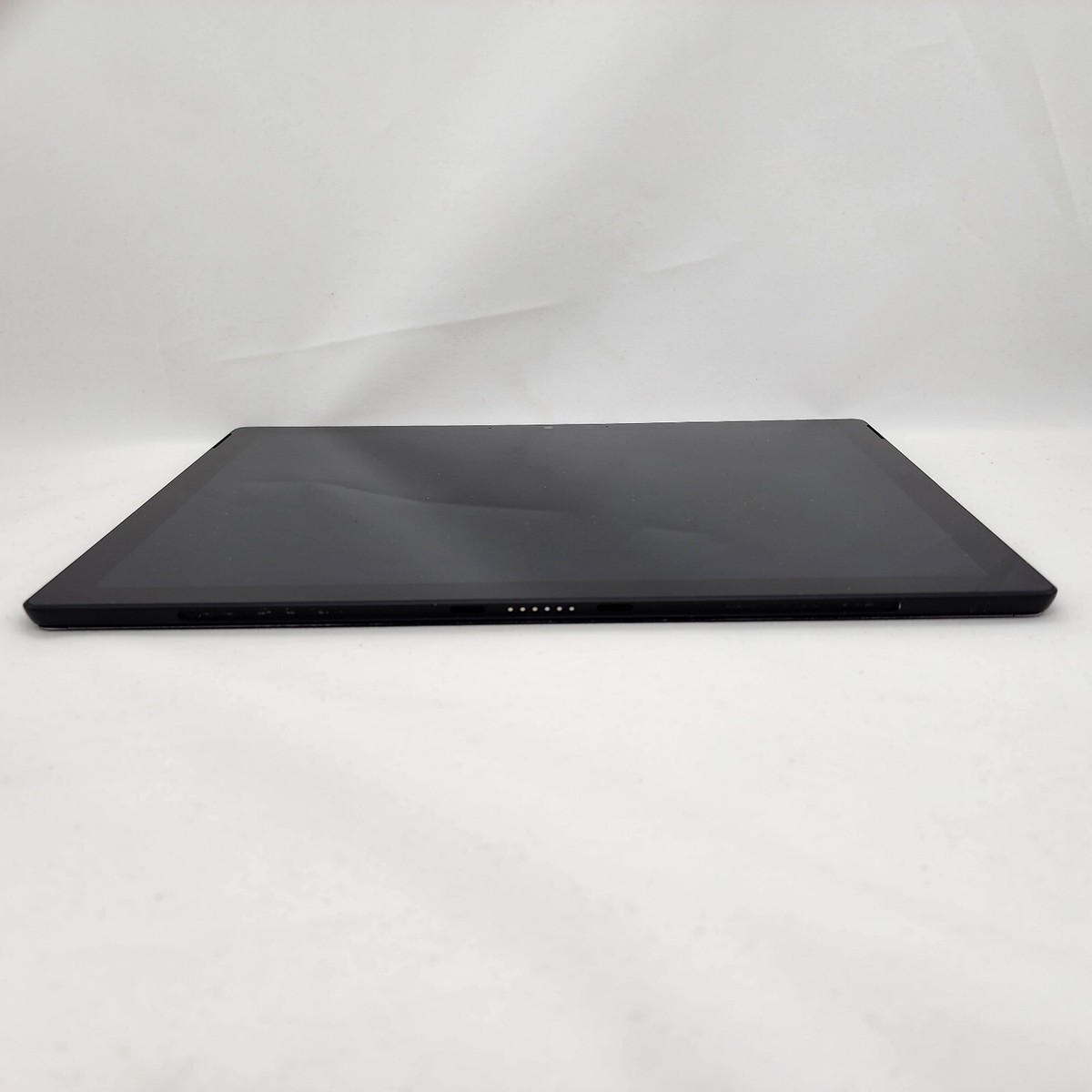 Microsoft Surface Pro 7, Matte Black - Intel Core i5-1035G4 Microsoft Surface Pro 7, Matte Black - Intel Core i5-1035G4