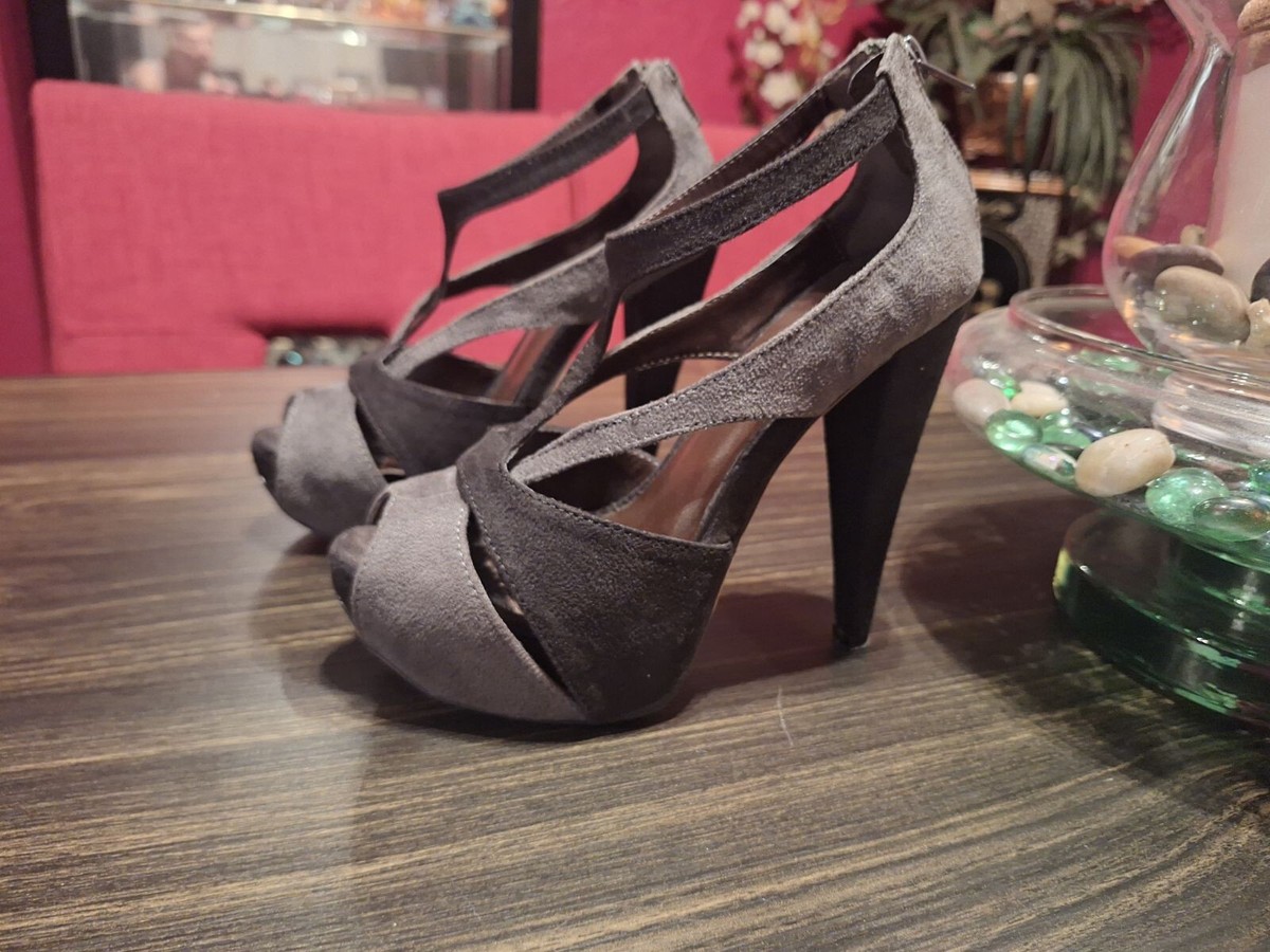 Liliana Black/Gray Peep Toe Suede Platform 5