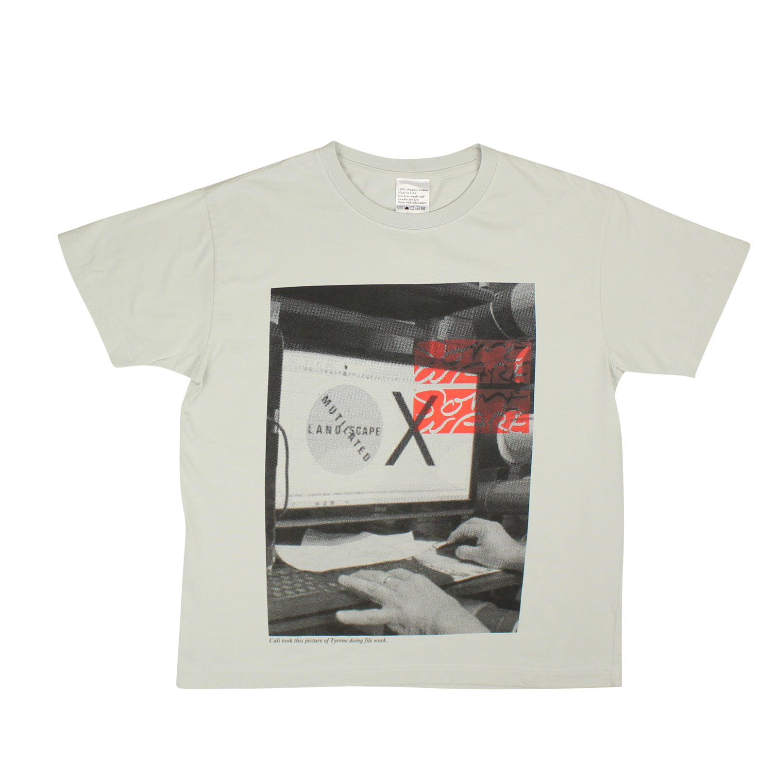 ТЕМНО-СЕРАЯ ФУТБОЛКА NWT SOMEWARE С ИЗУРОДОВАННЫМ ПЕЙЗАЖЕМ И КОРОТКИМ РУКАВОМ, РАЗМЕР XL, 120 ДОЛЛАРОВ США