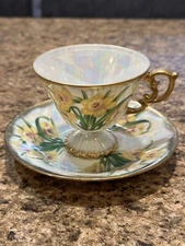 Ucagco Ceramics Japan March Daffodil Vintage Teacup And Saucer (Tiny Chip)