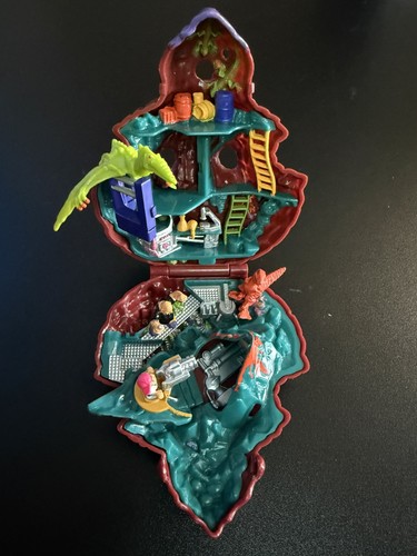 1993 Mighty Max Blows Up Dino Lab Triceratops Playset Bluebird CLEAN ...