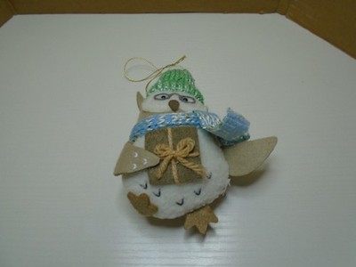 CUTE OWL IN KNITTED HAT & SCARF PRESENTS 5.5'' PLUSH ORNAMENT UNBRANDED (CB1350)