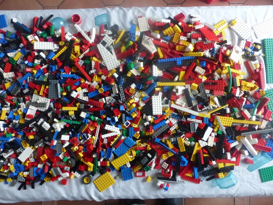 Lego : 4,5 kgs de légo vrac  vintage. - Photo 2/4