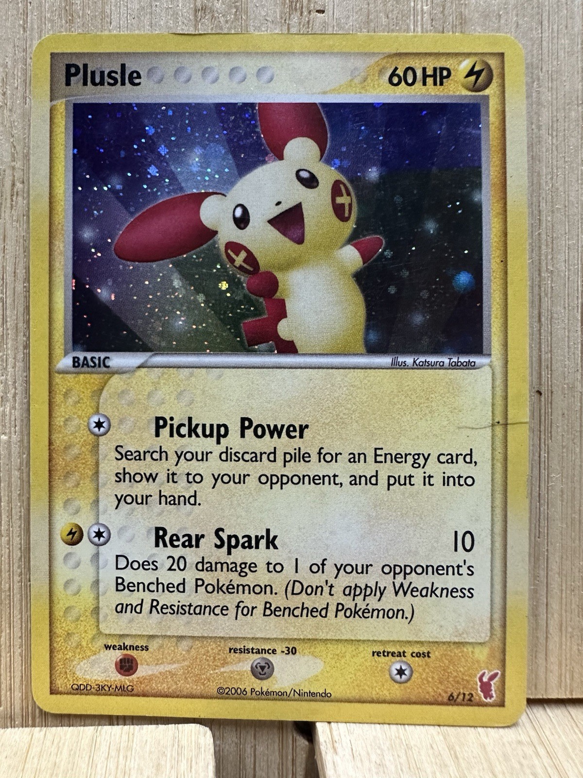 Plusle 6/12 EX Trainer Kit 2: Plusle & Minun Holo DM
