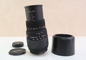 Sigma 70-300mm f 4-5.6 DG Pentax AF mount zoom lens