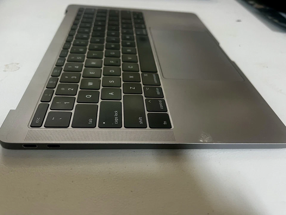Macbook Pro 13" A1708顶壳掌托键盘带电池深空灰色B级 — 第 4/4 张图片