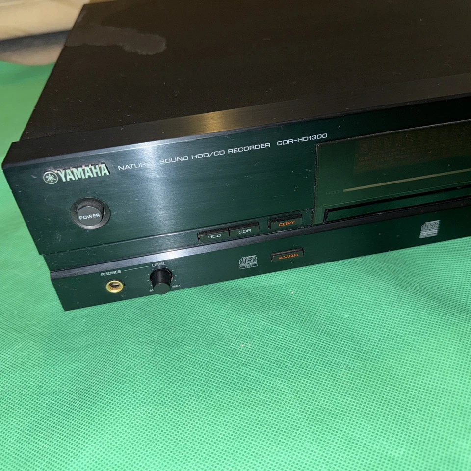 Yamaha CDR-HD1300 HDD/CD Recorder - Image 4 of 4