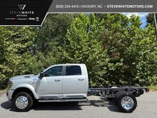 2026 Ram 4500 Big Horn/Laramie Crew 4WD 60 CA Cummins