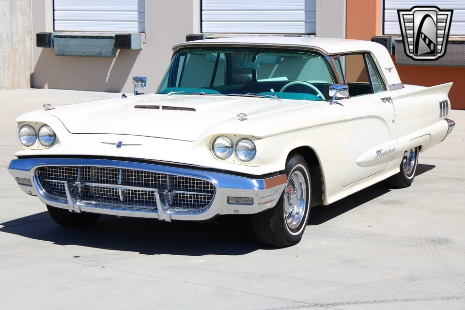 Ford Thunderbird 1960  Foto 4 de 4