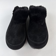 koolaburra by Ugg Tizzey women  s Slippers Black suede Uppers Plush, Faux Fur W9