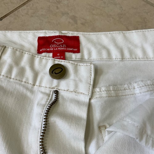 Oscar De LA Renta Jeans women’s US 12/ 30” white flair leg denim. - Picture 13 of 14