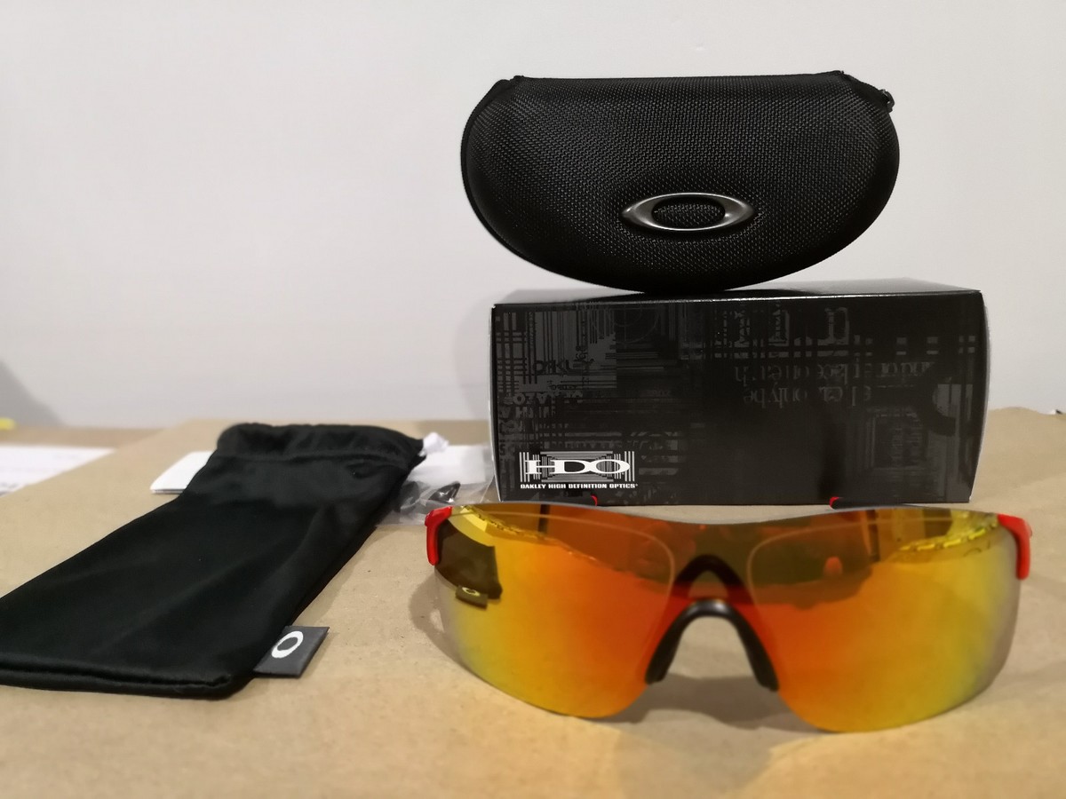 NEW OAKLEY EVZERO PITCH (AF) Sunglasses, Infrared / Fire Iridium 