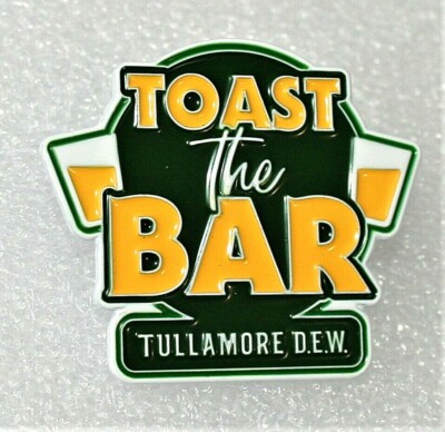  Tullamore Dew Irish Whiskey Toast The Bar Promo Lapel Hat Pin New