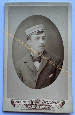 orig. CDV Foto Fotografie alt Herr Mann Mode um 1885 Student Freising Studentika