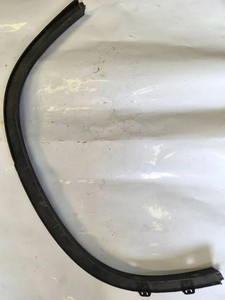 BMW X1 E84 Kotflügelzierleiste hinten links 6113 2.00 Diesel 105kw 31760859