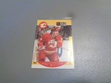 1990-91 Pro Set Hockey Card Joe Mullen Calgary Flames #40