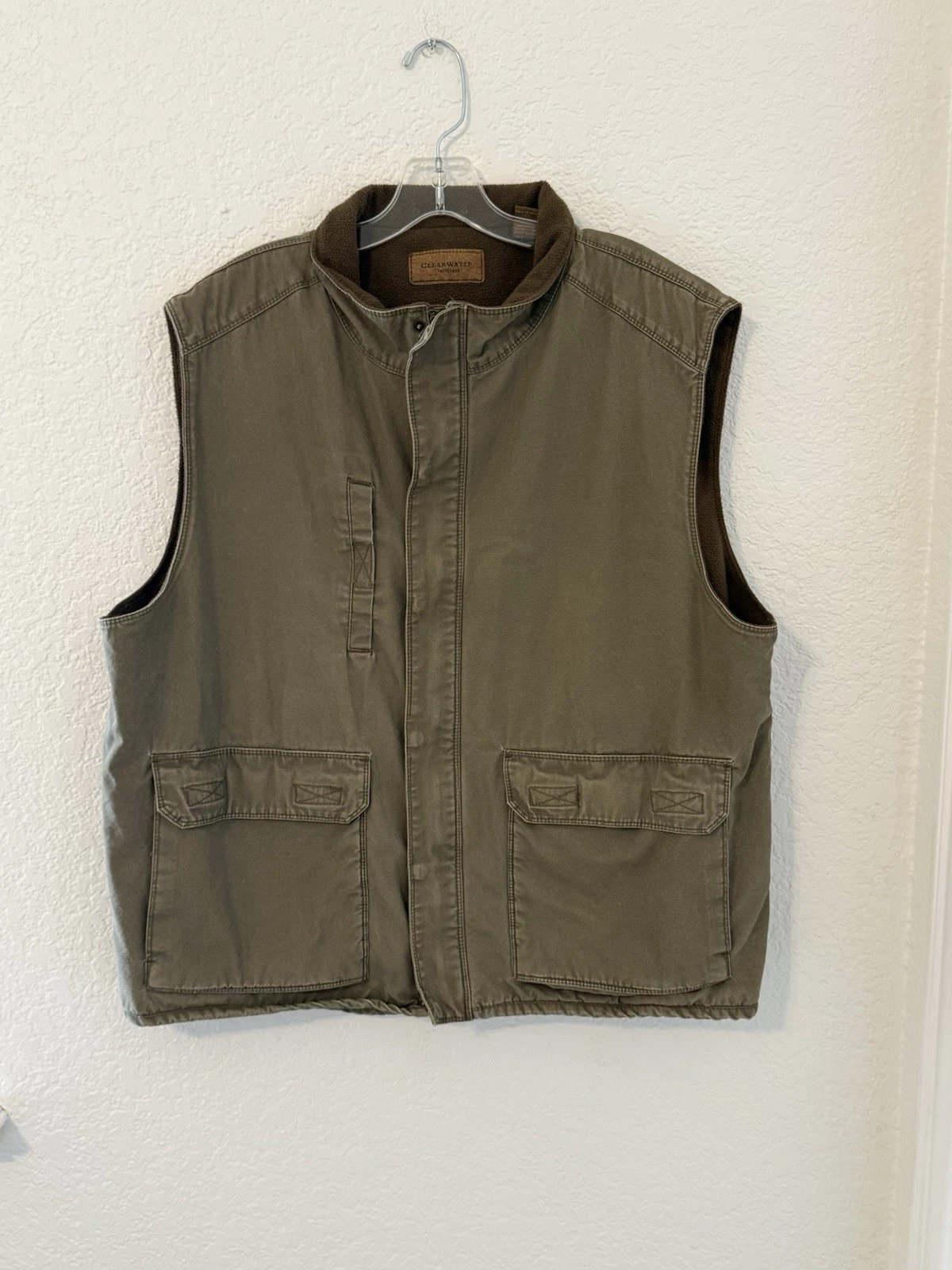 Clearwater Outfitters Men's XL Vest Green Canvas Fleece Lined Button Up Utility
