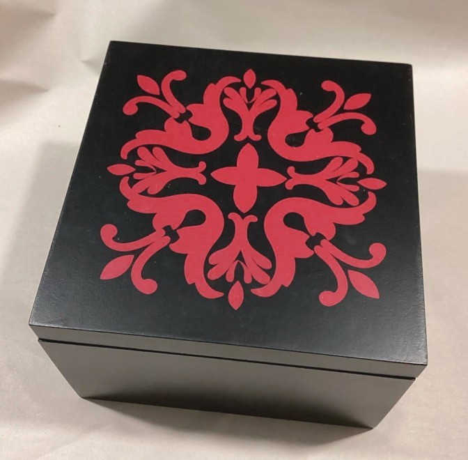 GIANT SET OF CARDS AGAINST HUMANITY WITH BONUS LAND TITLE