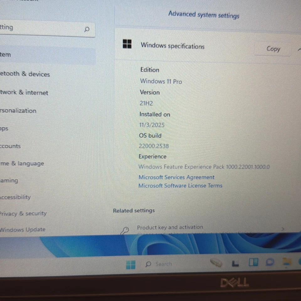 13" Dell Latitude 3301, i3-8145U, 4GB Ram, 256GB SSD Win 11 Pro Foto 3 de 4
