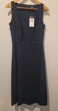 Chaps Dress Size 4 Sleeveless  V-Neck Navy Blue NEW knee Length 