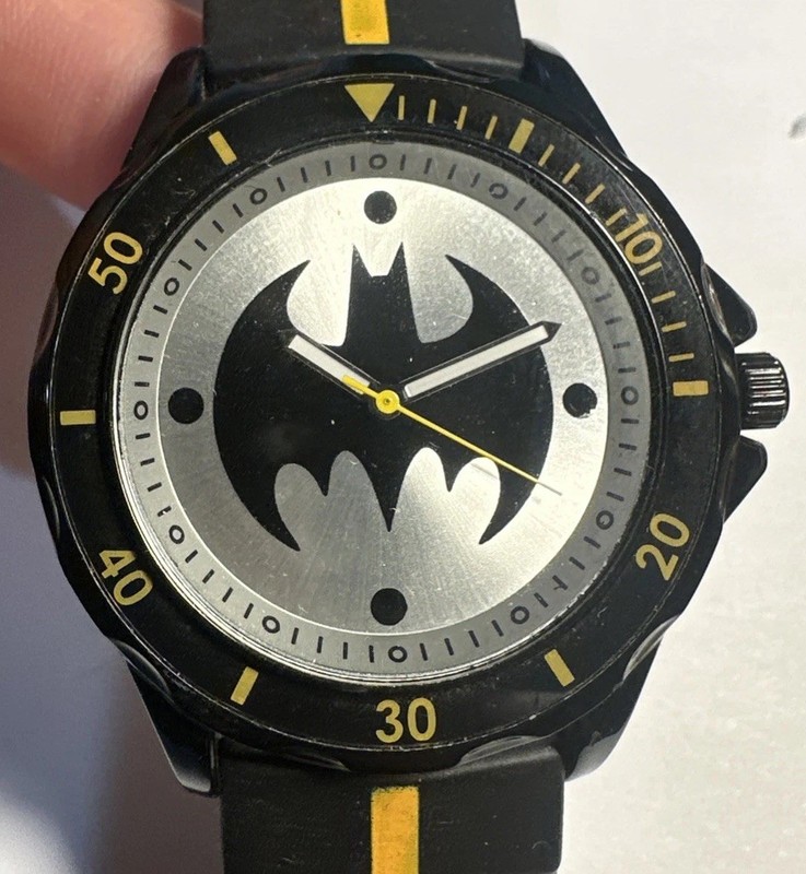 Batman Wrist Watch Accutime TM & DC Comics Black Silicone Band BAT9182BL-New Bat
