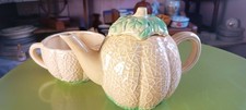 Service Théière et Tasse Barbotine Vintages Forme Melon / Courge - Années 50