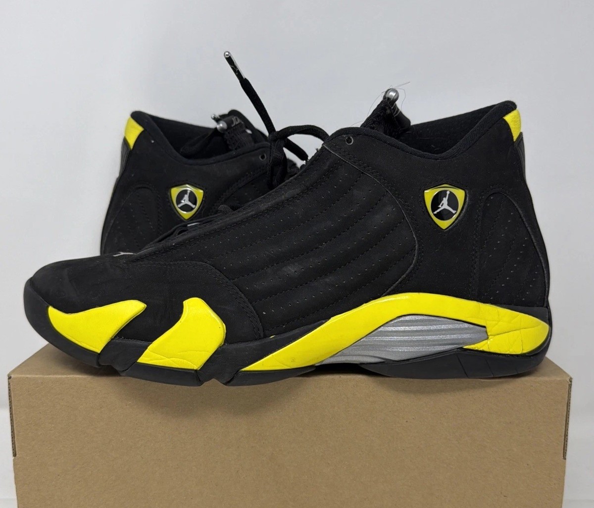 Nike Jordan 14 Thunder Yellow Black 2014 Sz 12 487471-070 Sneaker
