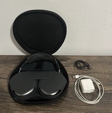 Apple AirPods Max (Lightning, Space Gray) w/ ...