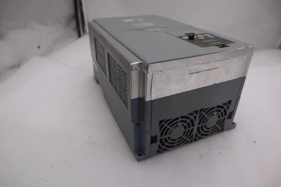 HITACHI L300P-185HFU2 18.5/25 KW/HP FREQUENCY DRIVE STOCK 4338 - Image 4 of 4