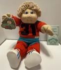 vintage doll cabbage patch kids doll Never played with comes with papers NO BOX