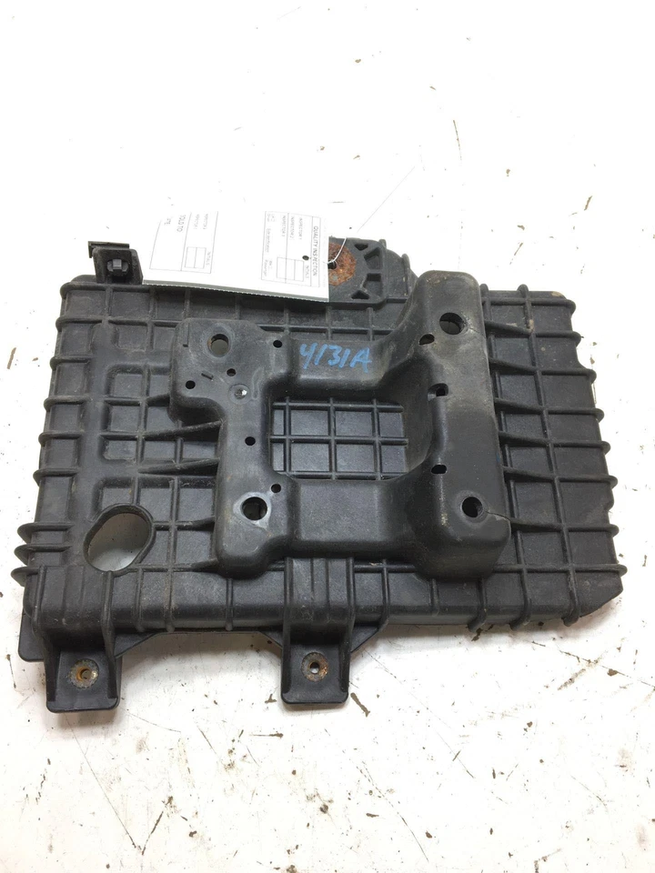 Battery Tray HYUNDAI AZERA 12 13 14 15 16 17 Foto 3 de 3