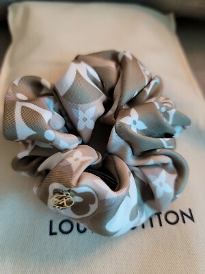 LOUIS VUITTON SCRUNCHIE HAIR ACCESSORY HAIR RIBBON GREEN  display picture 2