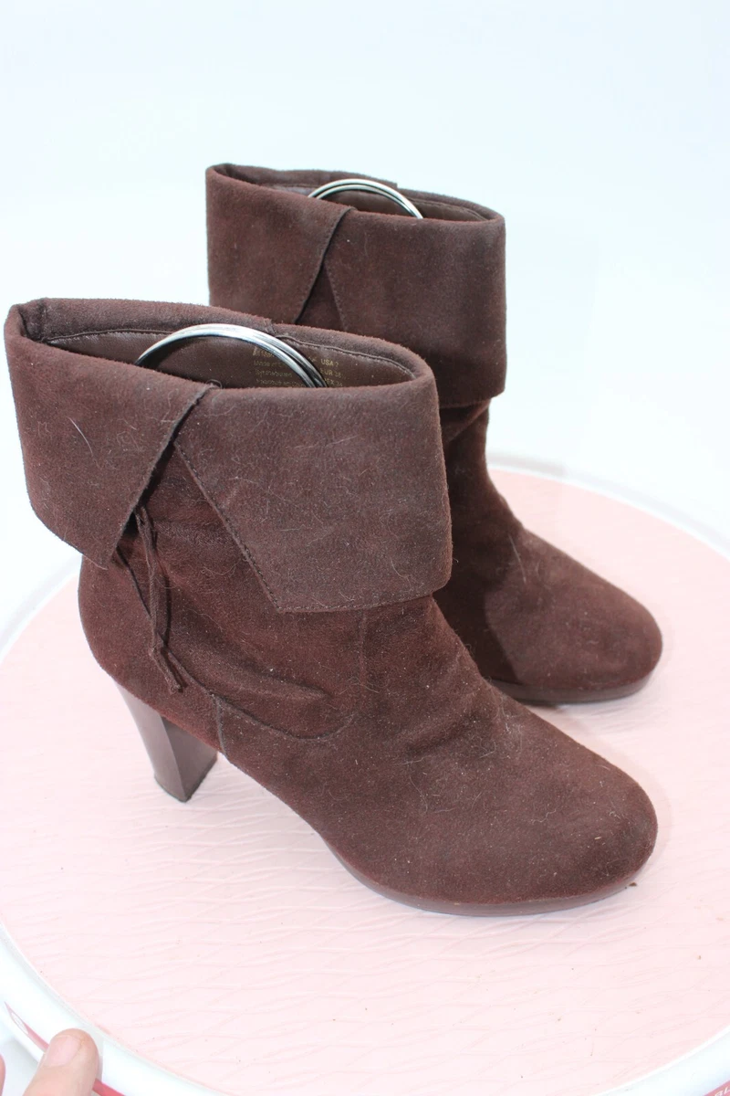 Bottines Predictions – Cuir Marron, Talon 7.5cm, Largeur Large, Taille 39 (NWT)