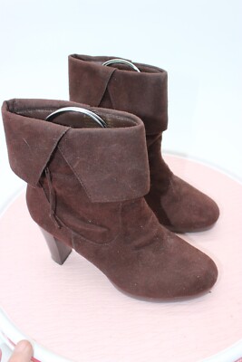 PREDICTIONS  Dark Brown suede leather Heel Ankle Boots Women s Sz 7