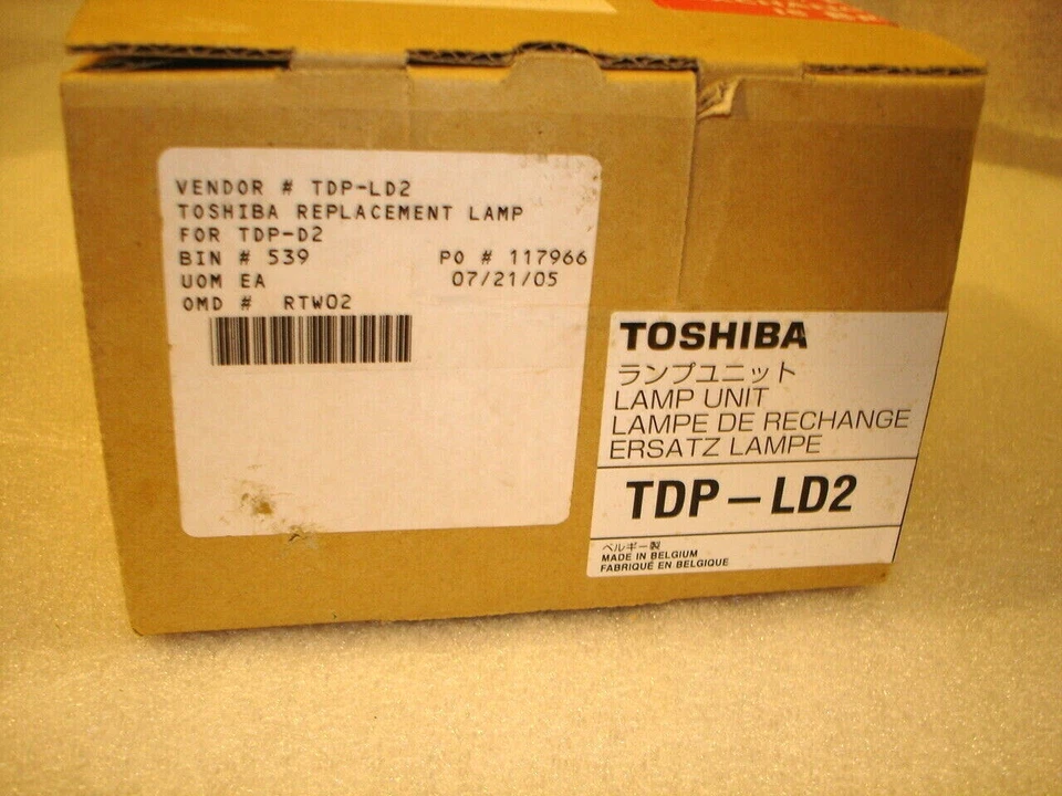Toshiba TDP-LD2 Audio Video Computadora Proyector Lámpara NUEVO se adapta a TDP-D2 y TDP-D1 Foto 3 de 4
