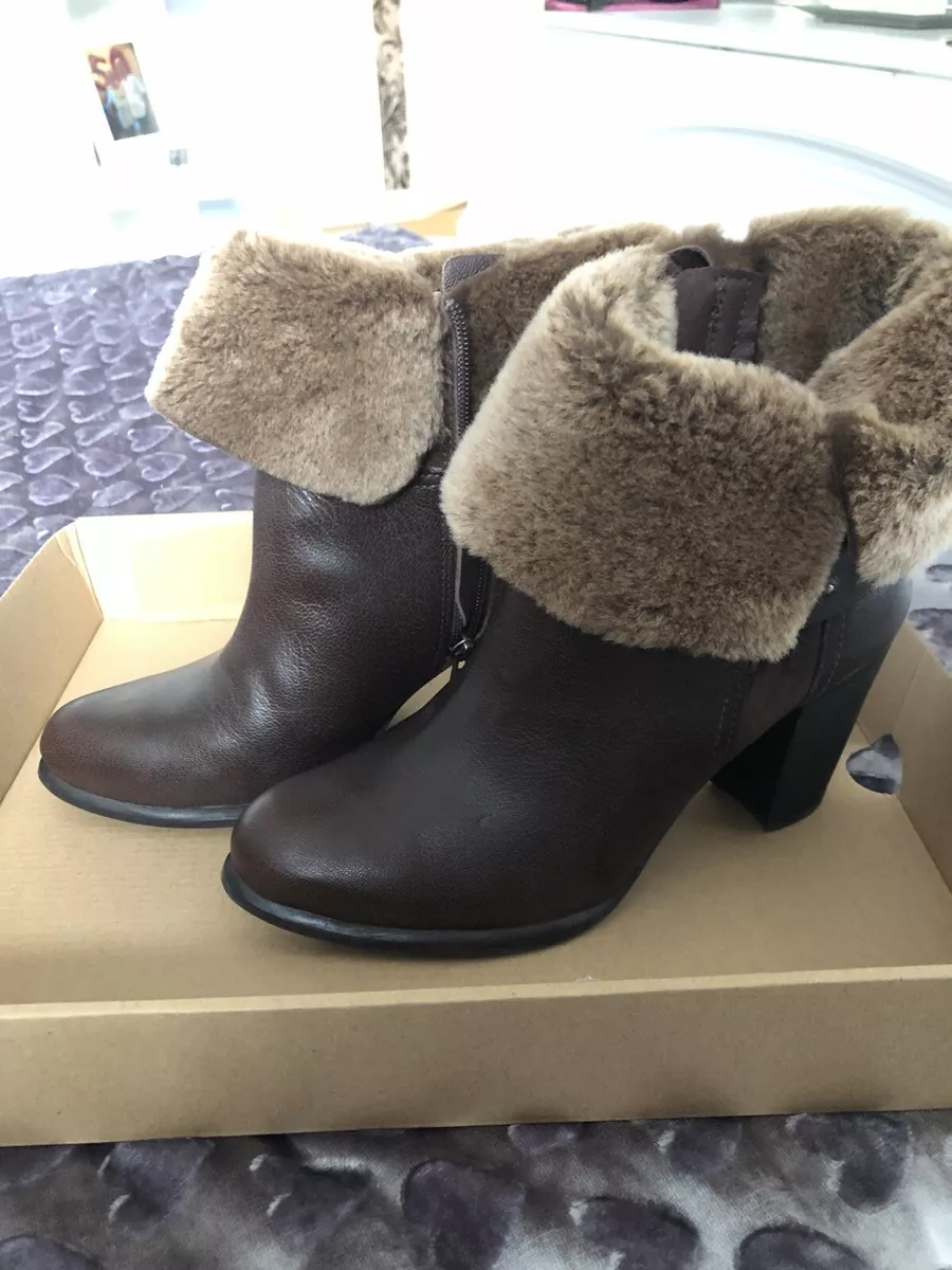 Ugg boots size 8 sale