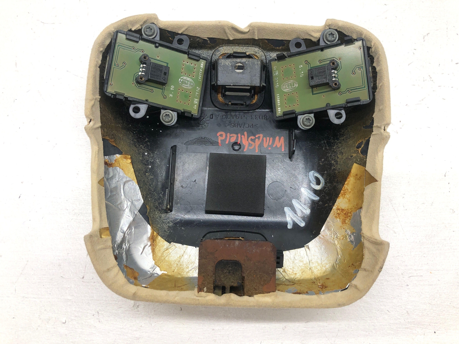 2010-2020 ASTON MARTIN RAPIDE FRONT INTERIOR DOME LIGHT LAMP 8D33519A70AD OEM