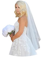 Pencil Edge Fingertip Length Wedding Bridal Veil With Metal Comb