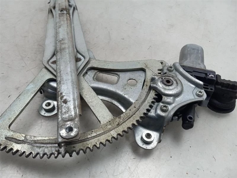 06-09 REGULADOR VENTANA DELANTERA LEXUS RX400H 3.3L 4X4 AL LADO DEL PASAJERO Foto 3 de 4