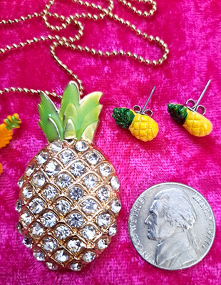 Rhinestone Fruity Pineapple Necklace On Bead Ball Chain Bonus Earrings Sparkles!