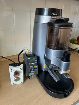 LaCimbali Magnum Kaffeemühlemühle Sinamics V20 Umrichter - Custom Mahlscheiben