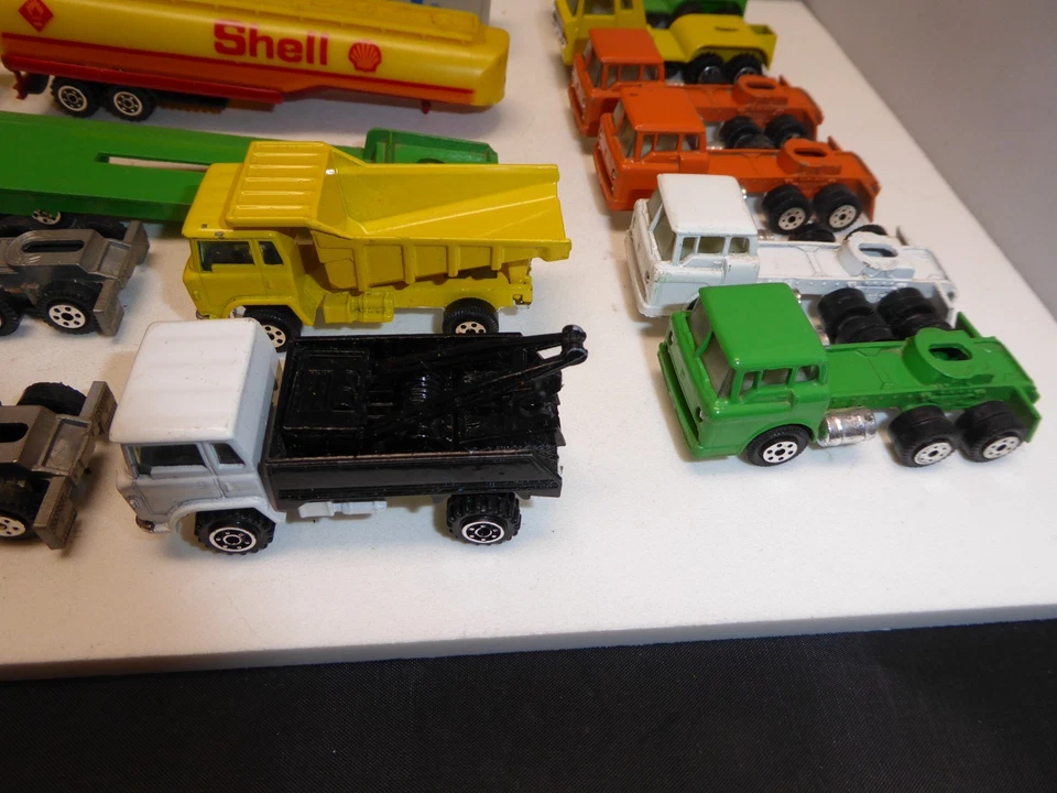 vintage diecast YATMING  trucks, and trailers 1.64 Quantity of 18 - Image 3 of 4