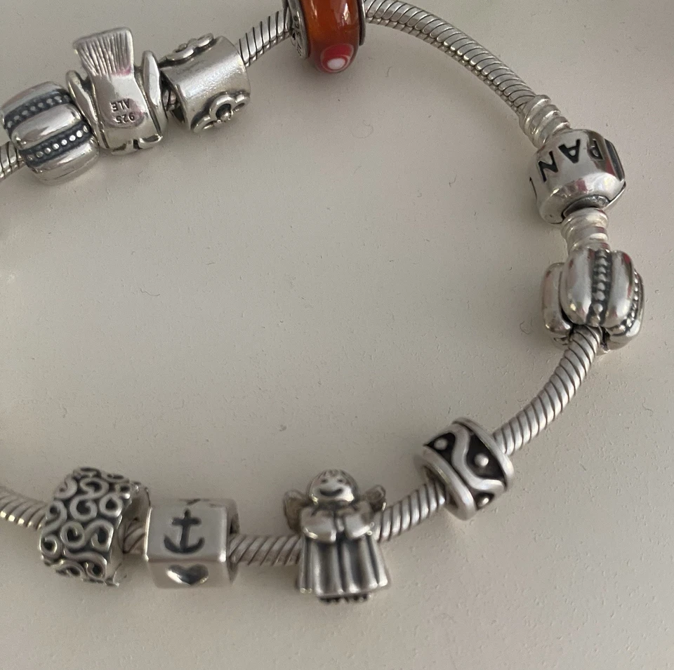Original Pandora Armband echt Silber 12 Charm Anhänger wenige Male getragen Top - Bild 3 von 4