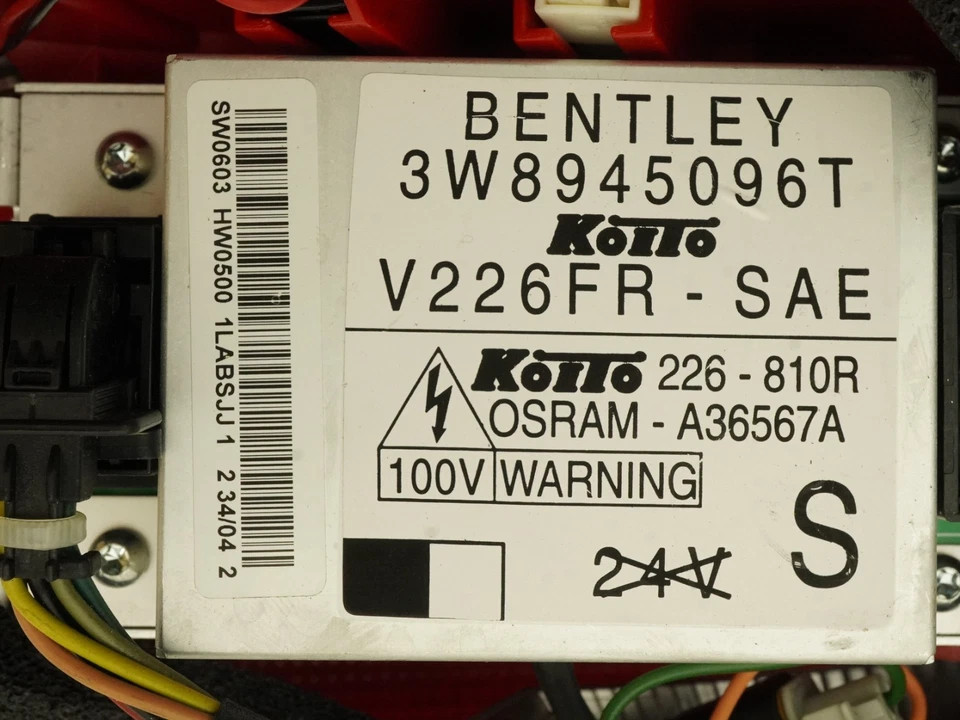 Rear Right Taillight Fits 2003-2009 Bentley Continental GT Coupe P/N 3W8945096T