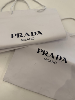PRADA Milano Louis Vuitton Dior Geschenktaschen Set aus Papier, Weiß/Gelb/Braun