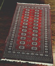 Rote 5’4”x3’1” alte Wolle/Seide, niedrigflorige, dichte Webbindung ausgefranst schön