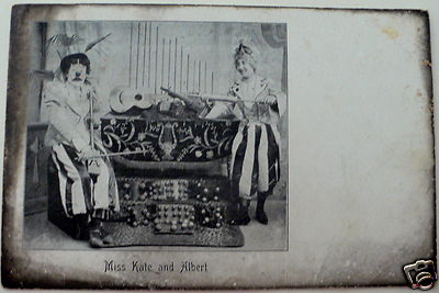 CIRQUE ''MISS KATE ET ALBERT'' CLOWNS.CP. - In-room