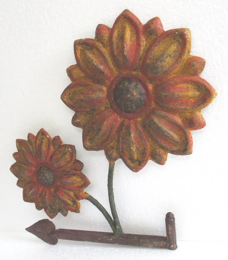 VINTAGE IRON TWIN FLOWERS WEATHER VANE HAND MADE IRON WEATHERVANE - Image 4 of 4