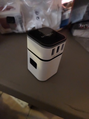 Fast Travel Adapter Worldwide Wall Charger Power Plug with 3 USB - Picture 14 of 20